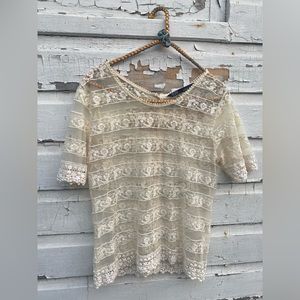 Cream lace short sleeve blouse, buttons up back